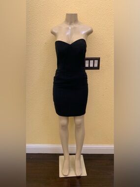 VTG A.J. Bari Size 4 Black Classic Strapless Above The Knee Dress